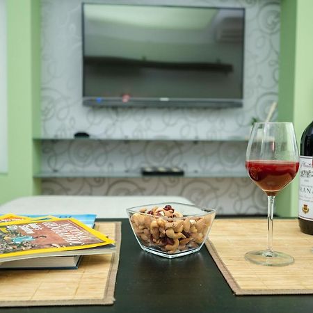Bright 1Bdr Apartment In The City Center Sarajevo Luaran gambar