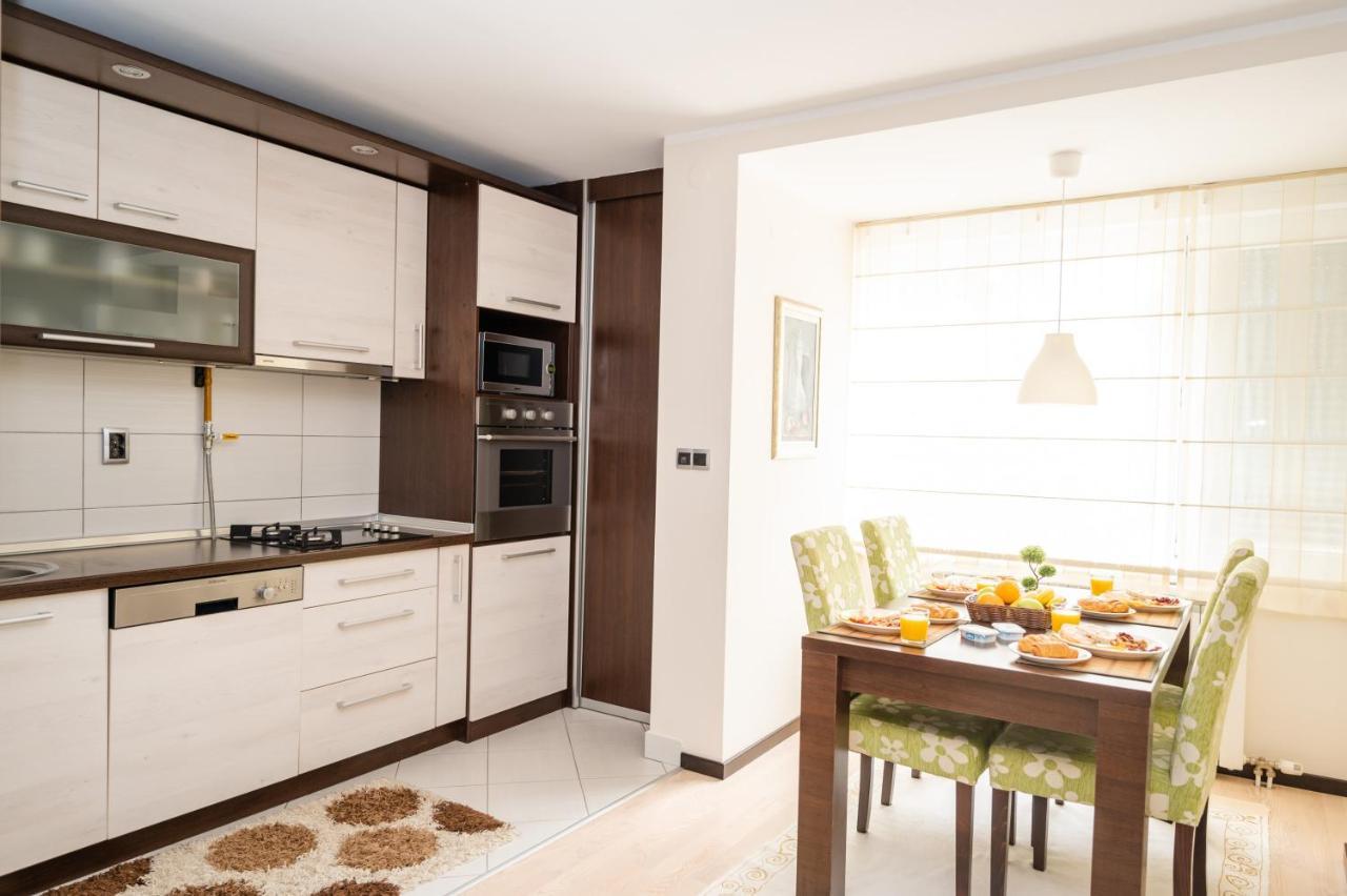 Bright 1Bdr Apartment In The City Center Sarajevo Luaran gambar