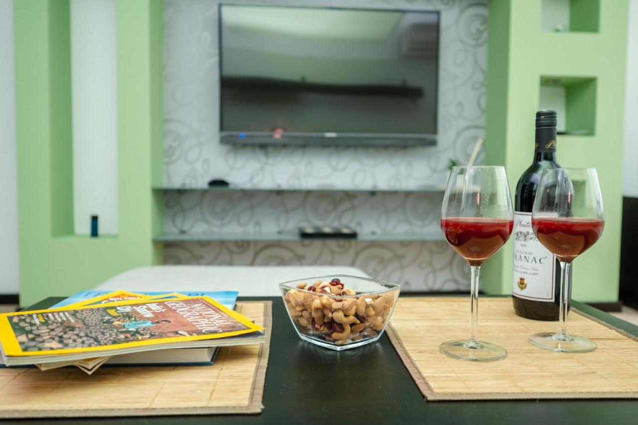 Bright 1Bdr Apartment In The City Center Sarajevo Luaran gambar