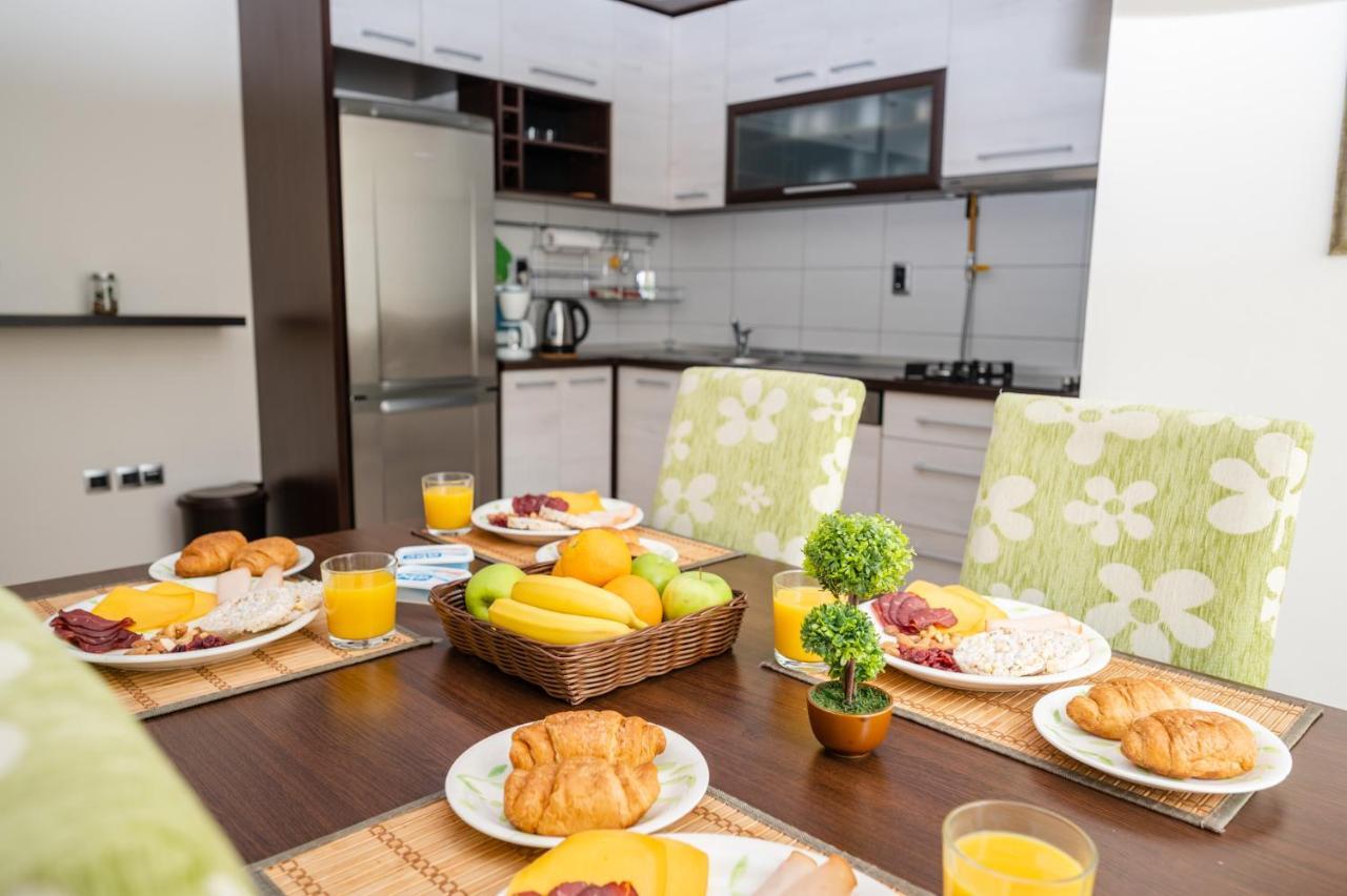 Bright 1Bdr Apartment In The City Center Sarajevo Luaran gambar
